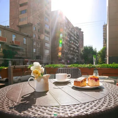 Bonjour Boutique Hotel Yerevan-3
